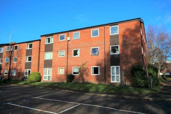 1 Bedroom Flat To Rent In Arran Court, Gilligan Close, RH12