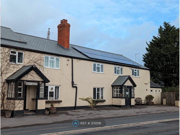1 Bedroom Flat To Rent In Taunton Rd, Wellington, TA21