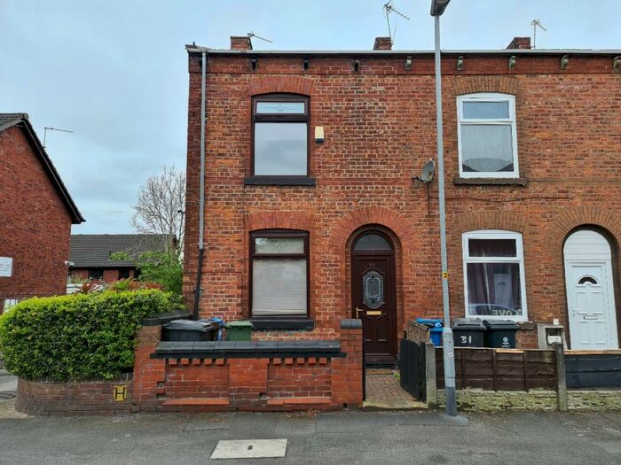 2 Bedroom Terraced House To Rent In Hulton Street, Failsworth, Manchester, M35