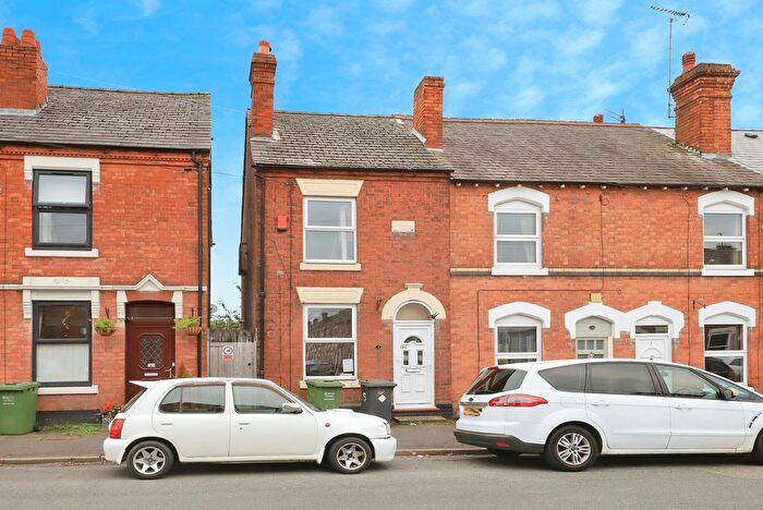 3 Bedroom End Of Terrace House For Sale In Plimsoll Street, Kidderminster, Worcestershire, DY11