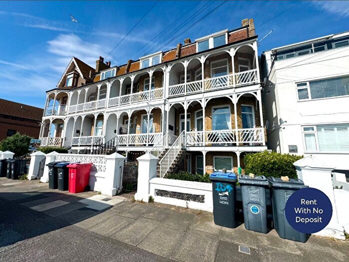 2 Bedroom Flat To Rent In Minnis Road, Birchington, Kent, CT7