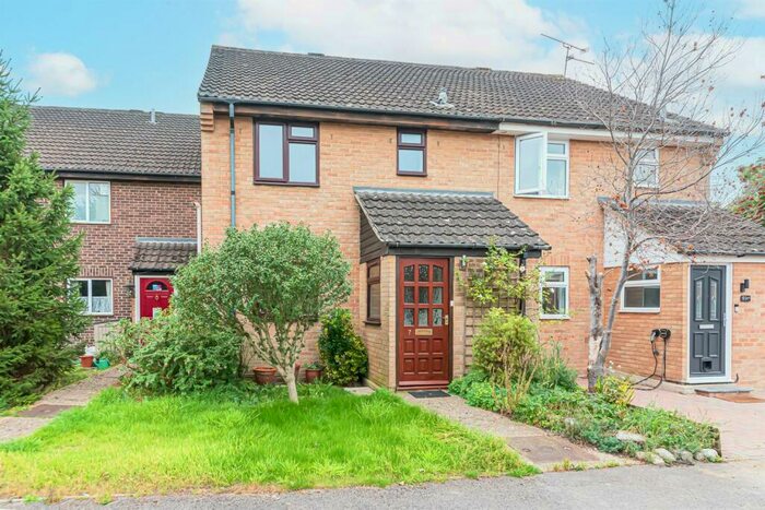 3 Bedroom Detached House To Rent In Ditchfield Lane, Finchampstead, Wokingham, RG40