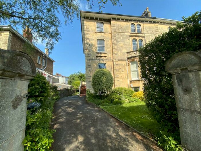 3 Bedroom Apartment To Rent In Westfield Park, Bristol, Somerset, BS6