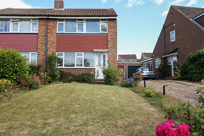 3 Bedroom Semi Detached House For Sale In Ashenden Close, Canterbury, CT1