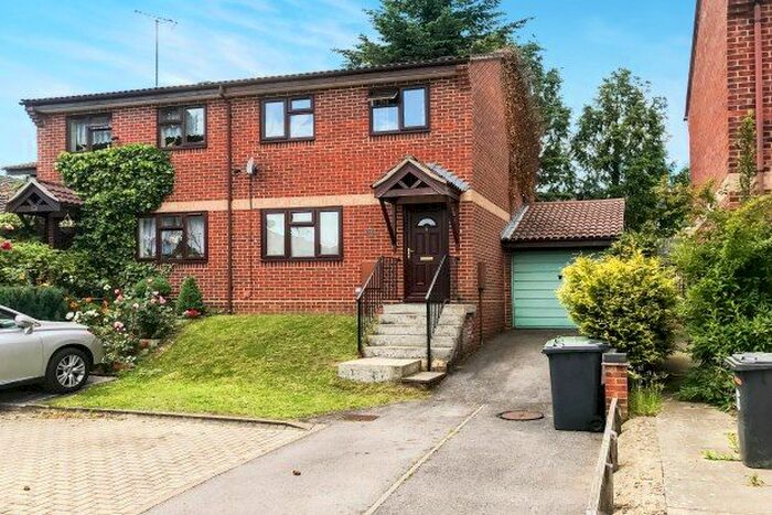 3 Bedroom Property To Rent In Buttermere Close, Bordon, GU35