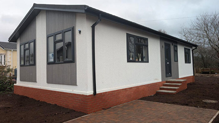 2 Bedroom Park Home For Sale In Birtley, Tyne And Wear, DH2