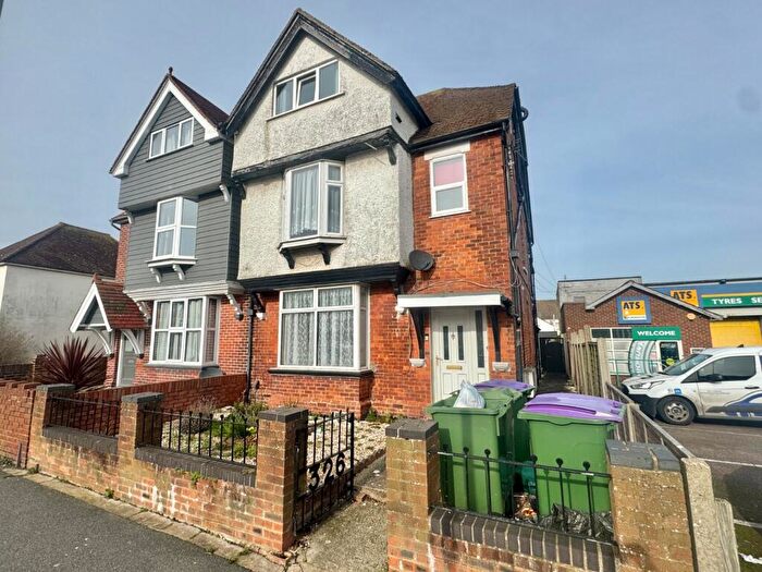 1 Bedroom Apartment For Sale In Cheriton Road, Folkestone, Kent, CT19