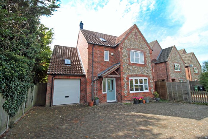 5 Bedroom Detached House For Sale In Pearsons Road, Holt, Norfolk, NR25