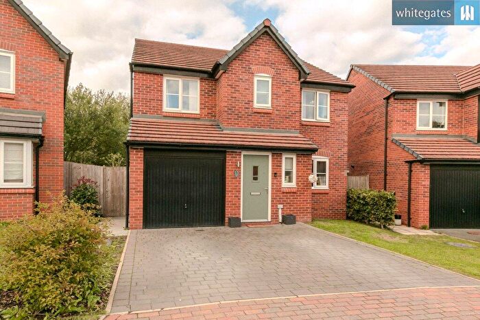 4 Bedroom Detached House For Sale In Brydson Crescent, Wistaston, Crewe, Cheshire, CW2