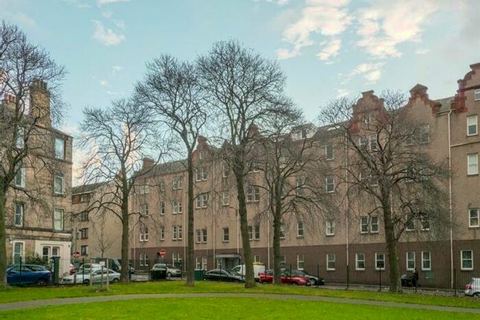 1 Bedroom Flat To Rent In Murieston Road (Linton Court), Dalry, Edinburgh, EH11