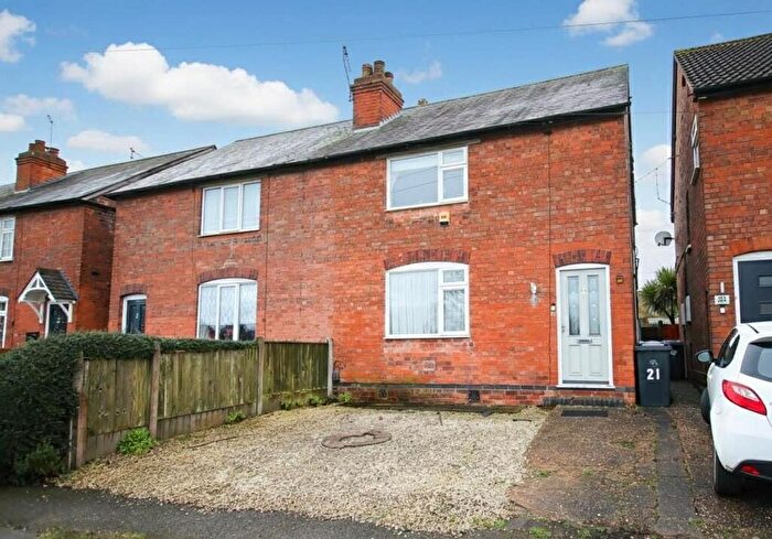 2 Bedroom Semi-Detached House For Sale In Kirk Hill, Bingham, Nottingham, Nottinghamshire, NG13