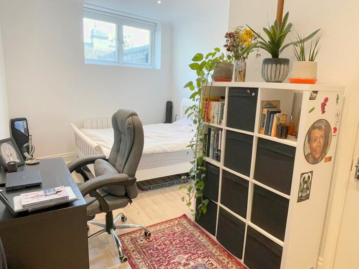 Studio To Rent In Lower Clapton Road, Hackney, E5