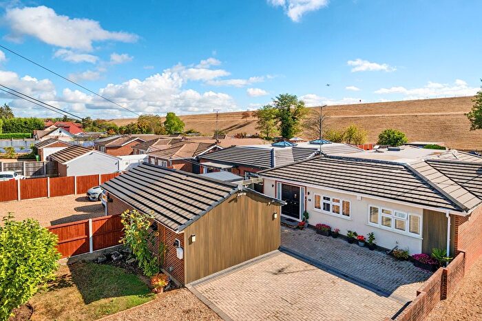 4 Bedroom Detached Bungalow For Sale In Coppermill Road, Wraysbury, TW19
