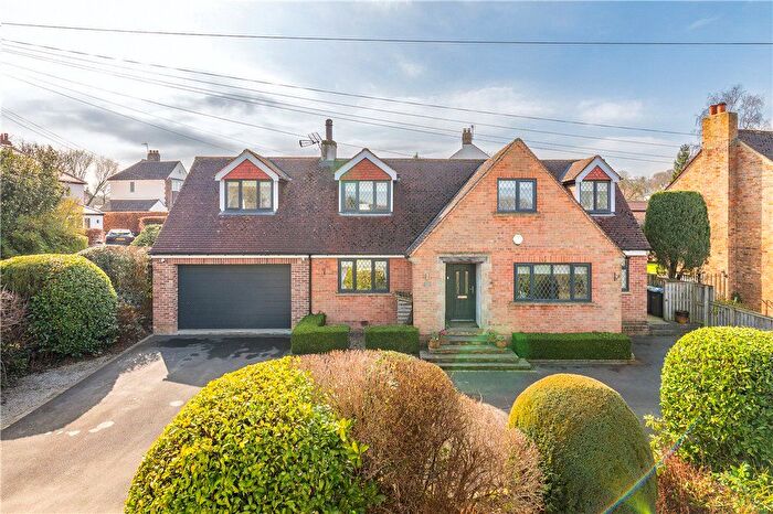 5 Bedroom Detached House For Sale In Halstead Drive, Menston, Ilkley, West Yorkshire, LS29