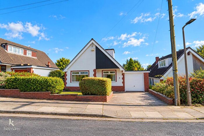3 Bedroom Detached Bungalow For Sale In Woodgate Avenue, Bury, BL9