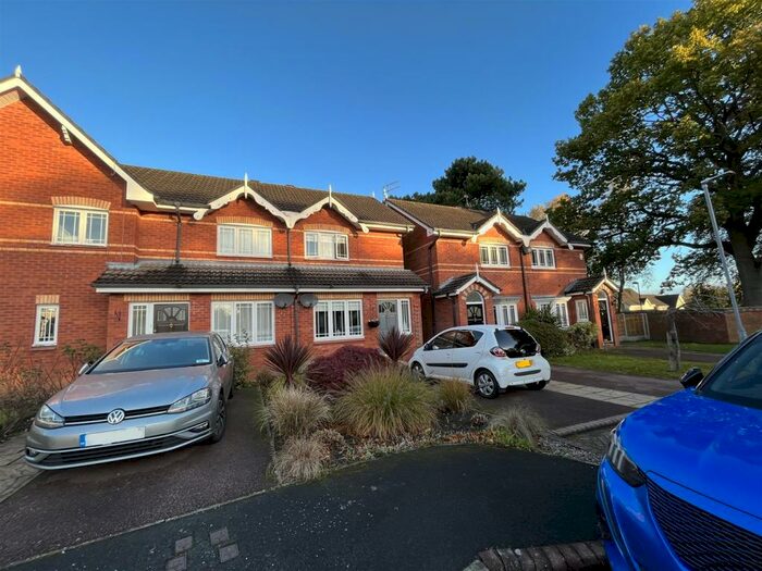 2 Bedroom Terraced House To Rent In Abingdon Close, Macclesfield, SK11