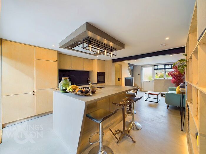 2 Bedroom Semi-Detached House For Sale In High Bungay Road, Loddon, Norwich, NR14