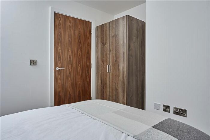 2 Bedroom Apartment To Rent In Greengate New Bridge Street Salford, M3