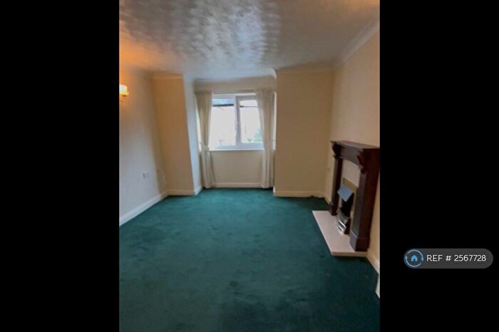 1 Bedroom Flat To Rent In Rhoslan Park, Colwyn Bay, LL29