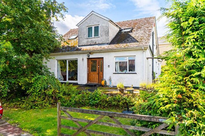 4 Bedroom Detached Bungalow For Sale In Waenllapria, Llanelly Hill, Abergavenny, NP7