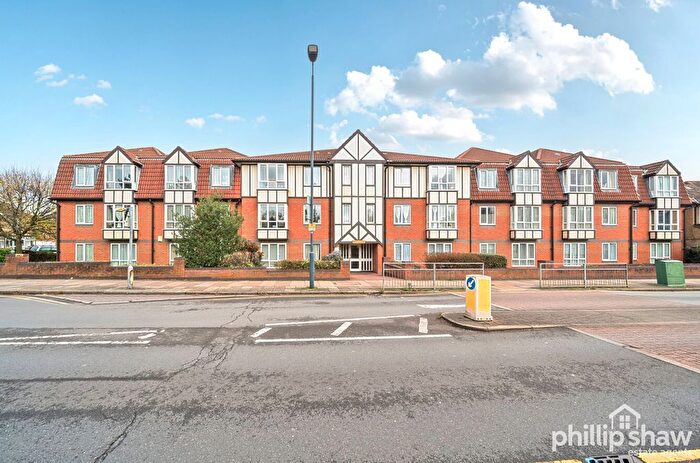 1 Bedroom Flat For Sale In Draycott Avenue, Harrow, HA3