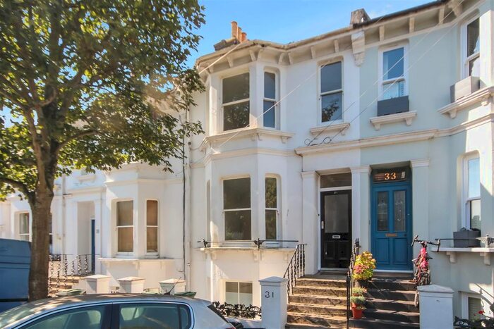 2 Bedroom Maisonette To Rent In Shaftesbury Road, Brighton, BN1