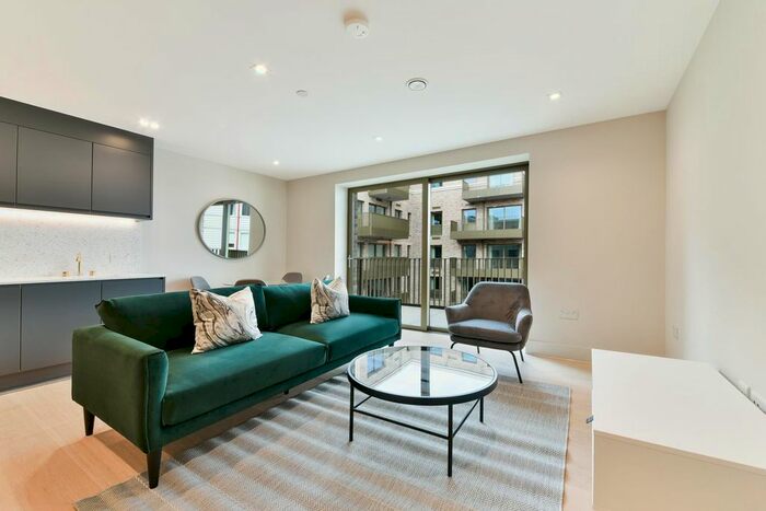 2 Bedroom Flat To Rent In Venice Court, Paddington, London, W2