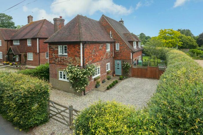 4 Bedroom Detached House For Sale In Church Lane, Petham, CT4