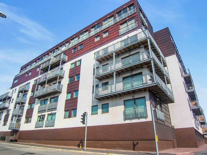 2 Bedroom Flat To Rent In Advent House, Isaac Way, New Islington, Manchester, M4