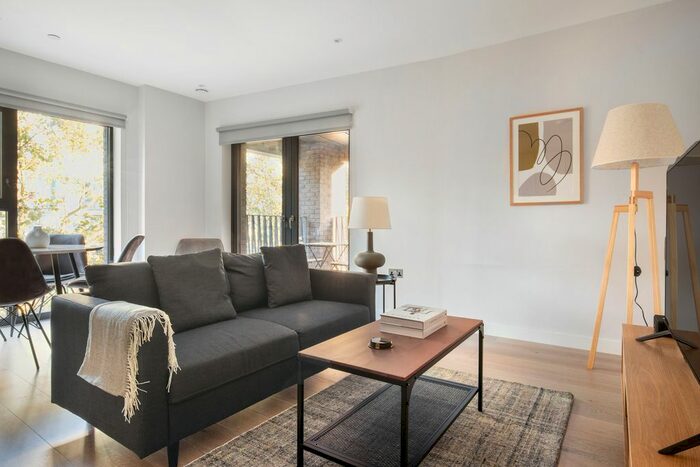 2 Bedroom Flat To Rent In Southwark, London, SE1