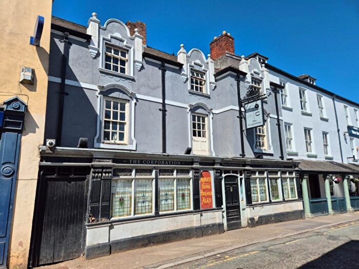 House For Sale In Castle Street, Ruthin, LL15