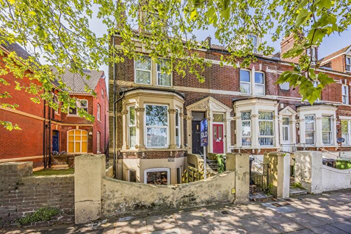 1 Bedroom Apartment For Sale In London Road, Portsmouth, PO2