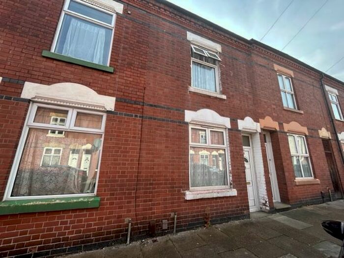 3 Bedroom Terraced House To Rent In Draper Street, Leicester, LE2