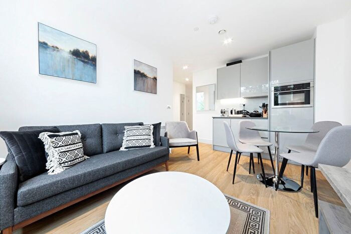 1 Bedroom Flat To Rent In Laporte Way, Bedfordshire, LU4