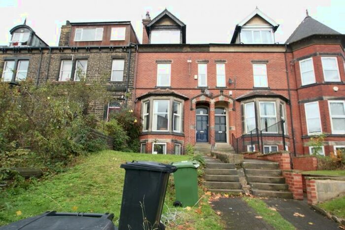 9 Bedroom Terraced House To Rent In Regent Park Terrace, Hyde Park, Leeds, LS6