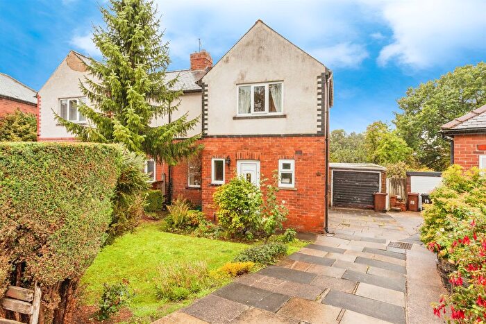 3 Bedroom Semi-Detached House For Sale In Sunny View, East Ardsley, Wakefield, WF3