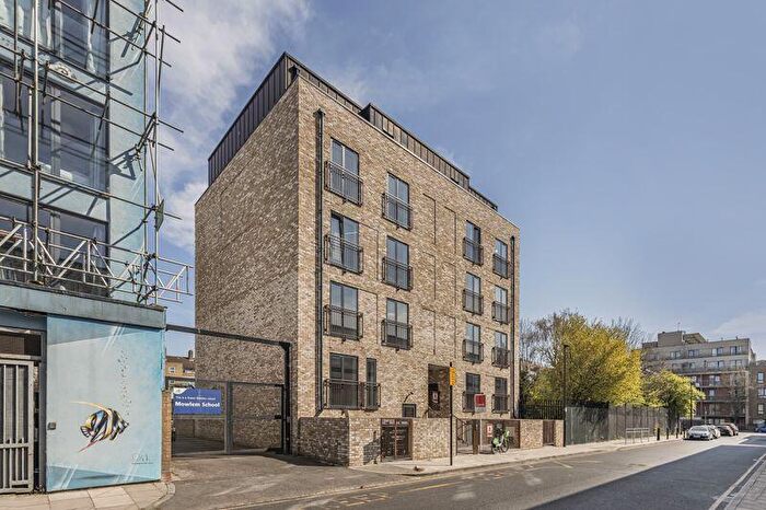 2 Bedroom Apartment To Rent In Mowlem Street, Bethnal Green, E2