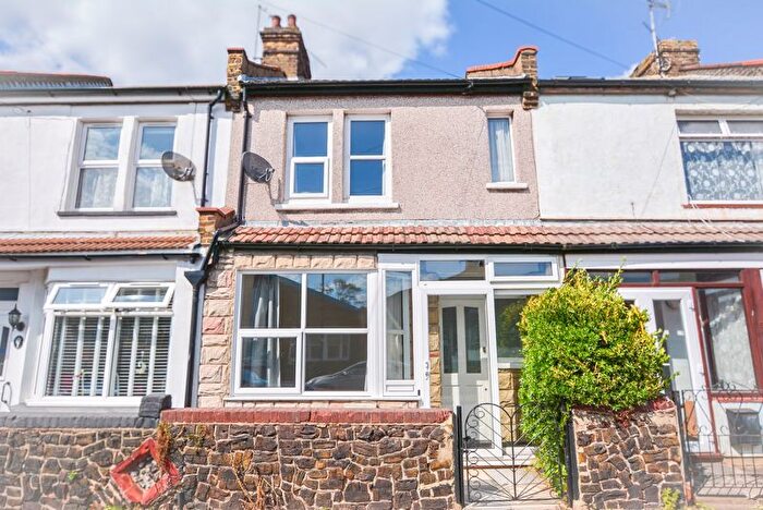 3 Bedroom Terraced House To Rent In Shoebury Avenue, Southend-On-Sea, SS3