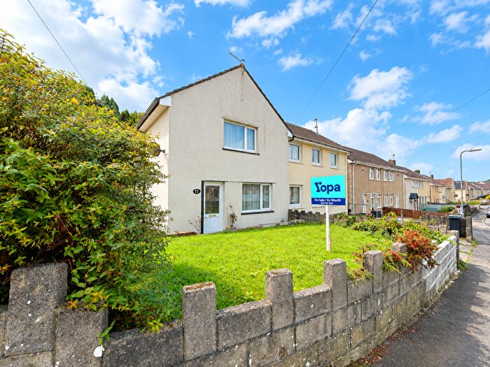 2 Bedroom Semi-Detached House For Sale In Bwlch Road, Neath, SA11
