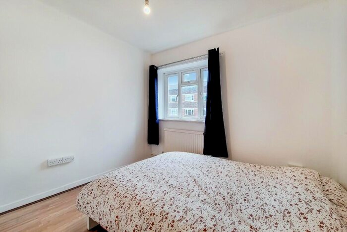 4 Bedroom Flat To Rent In Duckett Street, London, E1