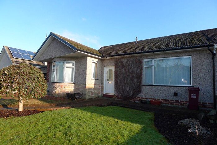 3 Bedroom Detached House To Rent In Dunmore Gardens, Dundee, DD2