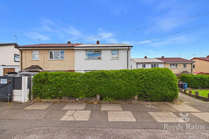 3 Bedroom Semi Detached House For Sale In Molyneux Drive, Prescot, Merseyside, L35