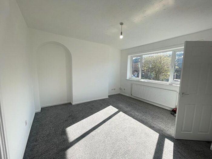 3 Bedroom Town House To Rent In Hillsleigh Road, Cowgate, Newcastle Upon Tyne, NE5