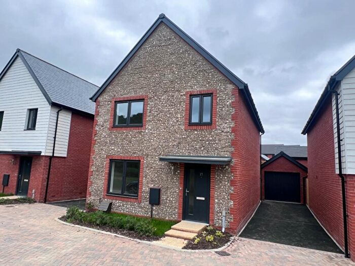 4 Bedroom Detached House To Rent In Flagpond Road, Whiteley, Fareham, Hampshire, PO15