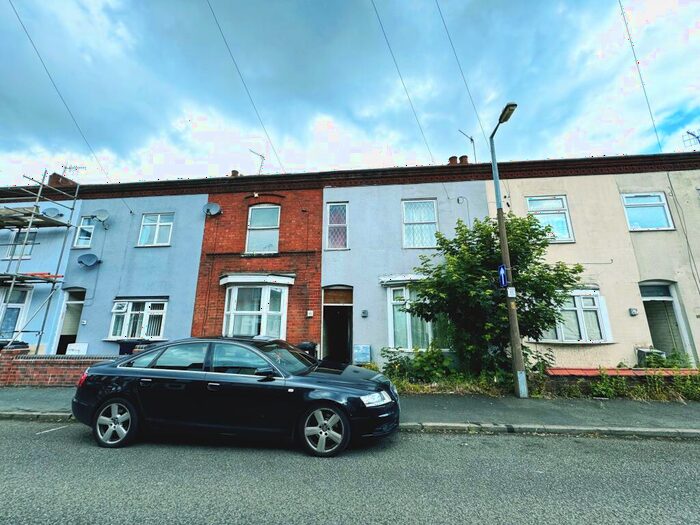 4 Bedroom House To Rent In Ivanhoe Street, Dudley, DY2