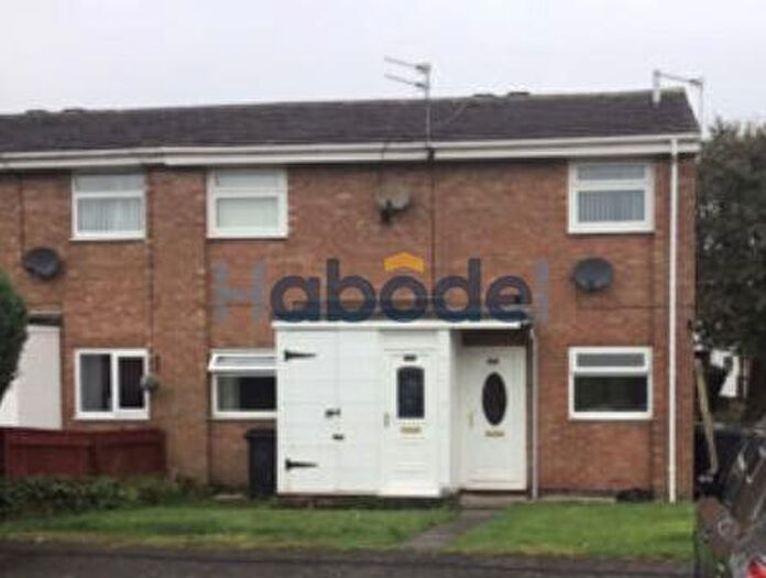 2 Bedroom Flat To Rent In Blenheim Drive, Bedlington, NE22
