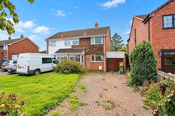 3 Bedroom Semi-Detached House For Sale In Little Warton Road, Warton, B79