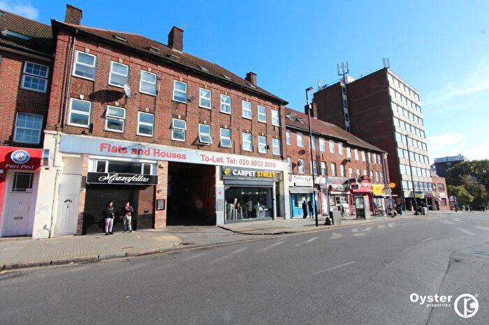 1 Bedroom Flat To Rent In High Street, Edgware, HA8