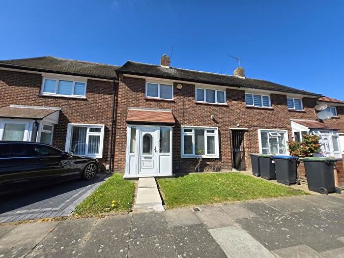 3 Bedroom Property To Rent In Weir Hall Avenue, Edmonton, N18