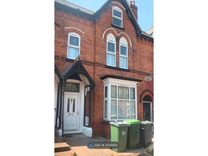 4 Bedroom Terraced House To Rent In Edgbaston Road, Smethwick, B66